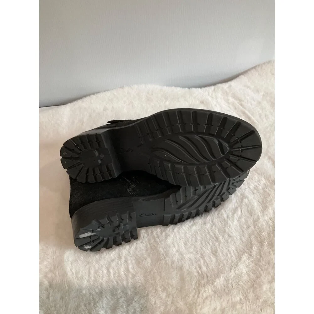 Clarks NEW Aspra Buckle Ankle Bootie (Women) size 8 - Picture 6 of 8
